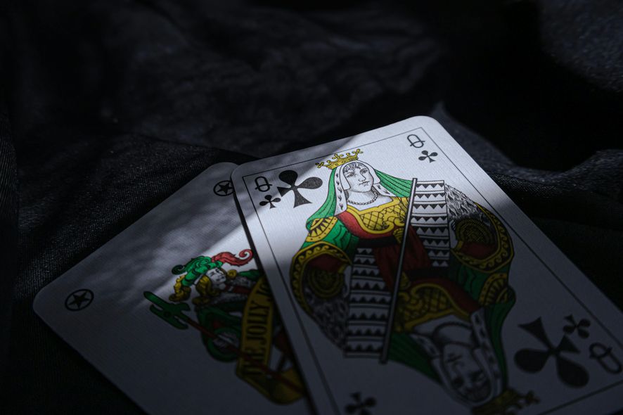 Comment Gagner au Poker au Casino Jeton Rouge : Guide Ultime